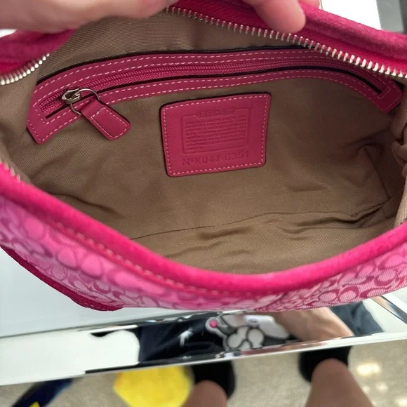 Vintage Coach Signature Hobo - Picture 4 of 5